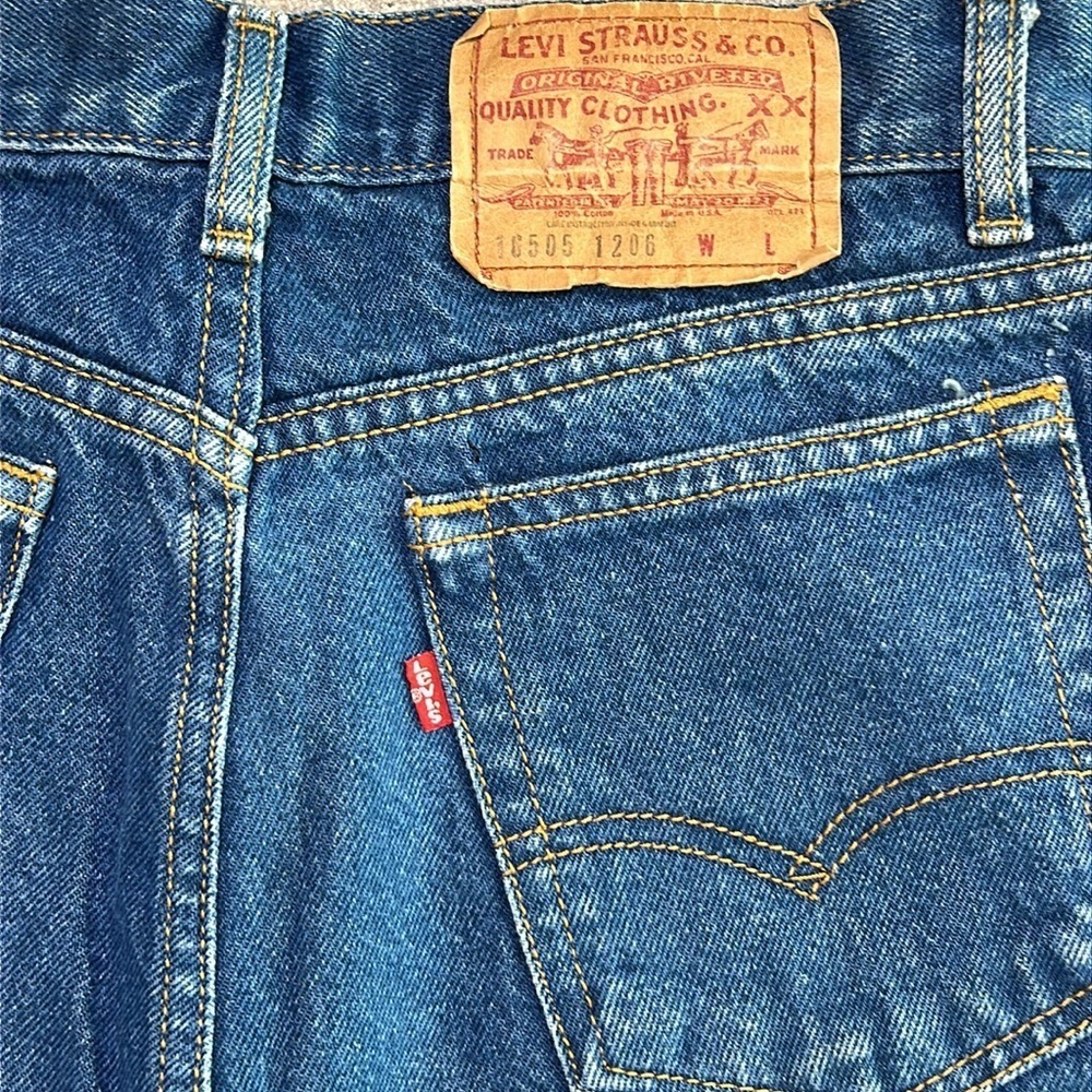 High Rise Denim Levi’s Jeans - Picture 7 of 10